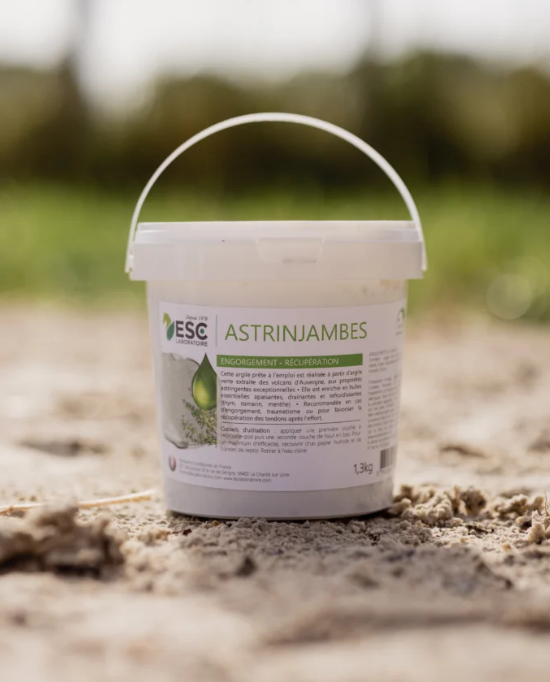 ASTRINJAMBES – Argile enrichie en huiles essentielles – Récupération et engorgement tendons